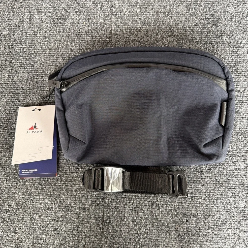 Alpaka Flight Sling Japan Edition 2L- Blue Axoflux 400D NWT Great Gift